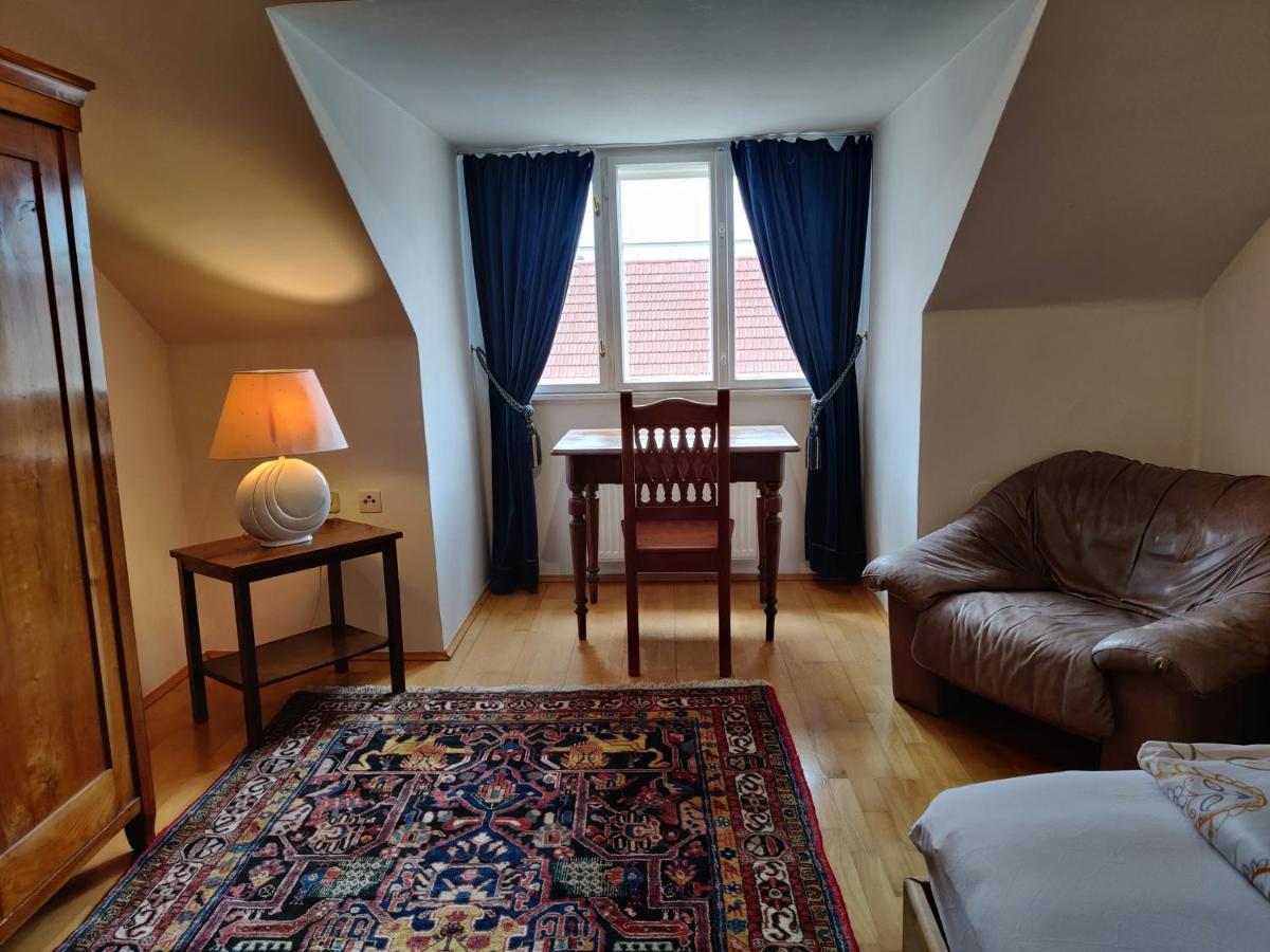 Ferienwohnung-Dachgeschoss Familie Mayer Krems an der Donau Extérieur photo